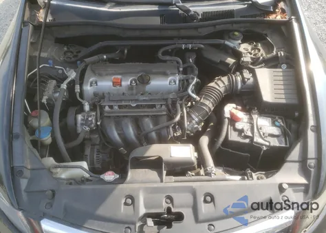 2011 Honda Accord Exl z USA, uszkodzony, nr VIN 1HGCP2F86BA000858